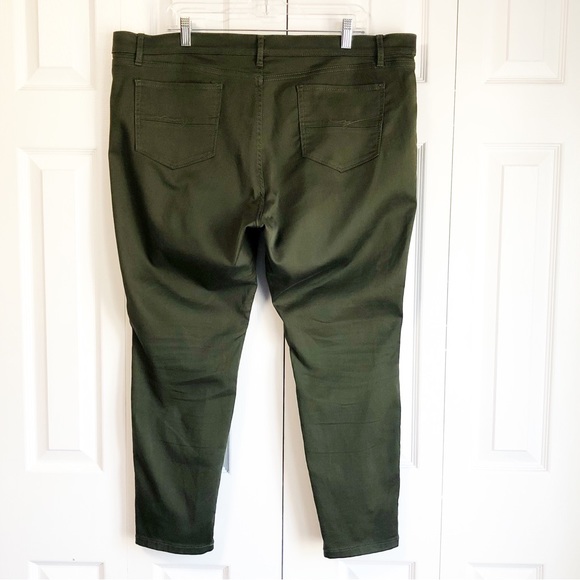 New York & Co. Soho Olive Green Crosby Slim Leg Ankle Jeans - Picture 12 of 14